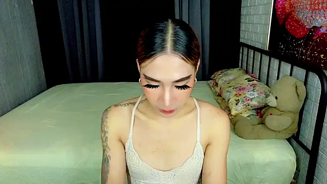 TRANSGODDESSA online show from 1, 10, 2025