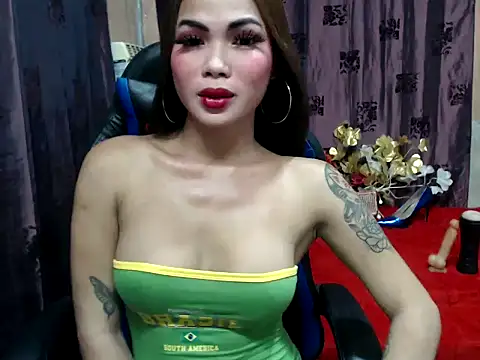 lucyheart777 online show from 4, 10, 2025