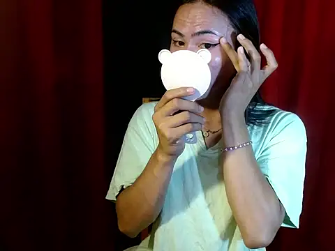 urhotty megss online show from 7, 2, 2026