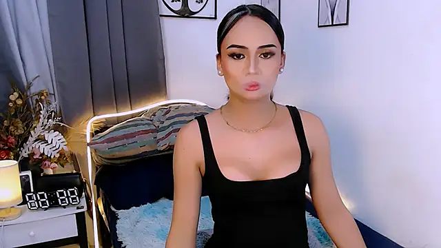 Zialustts online show from 10, 10, 2025