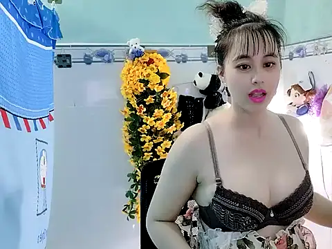 emgaixinhngoan online show from 9, 10, 2025