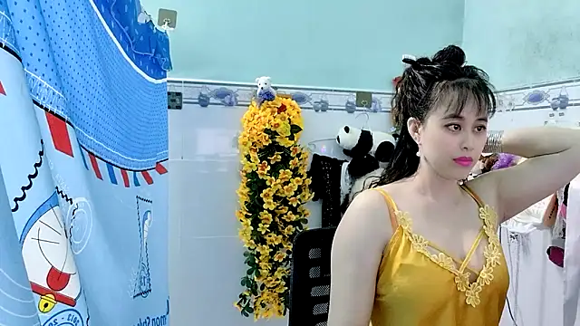 emgaixinhngoan online show from 3, 10, 2025