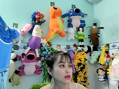 emgaixinhngoan online show from 8, 11, 2025