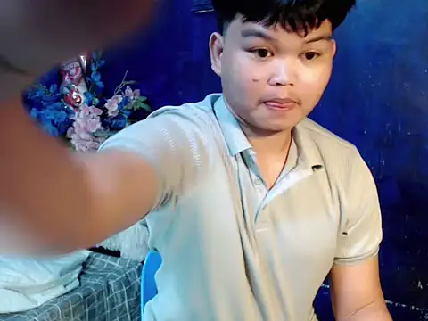 Reynelcock online show from 12, 2, 2026