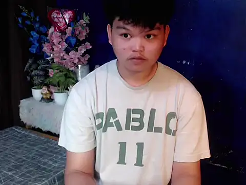 Reynelcock online show from 6, 3, 2026