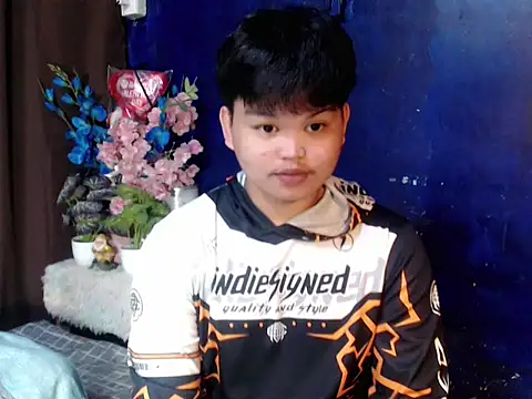 Reynelcock online show from 11, 3, 2026