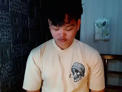 Snapshot of Reynelcock chatting on 29, 9, 2025 Reynelcock online show from 29, 9, 2025