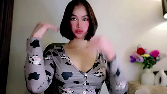 anna lala7 online show from 2, 4, 2026