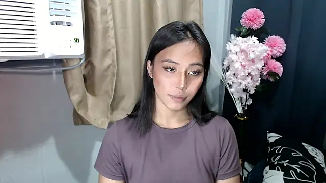 sweetiie caren online show from 1, 10, 2025