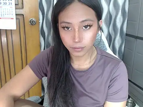 sweetiie caren online show from 6, 4, 2026