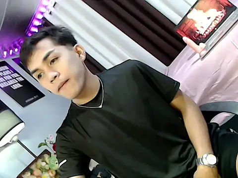 Snapshot of urhot_chany chatting on 6, 8, 2026 urhot chany online show from 6, 8, 2026