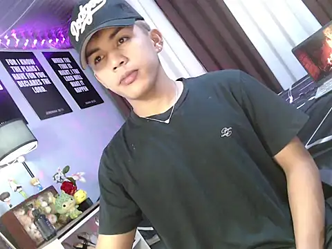 Snapshot of urhot_chany chatting on 21, 7, 2026 urhot chany online show from 21, 7, 2026