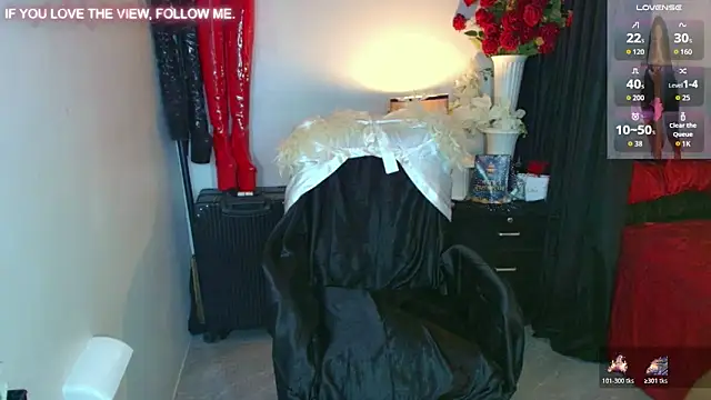 JadeScarlet LoveLace online show from 17, 11, 2025