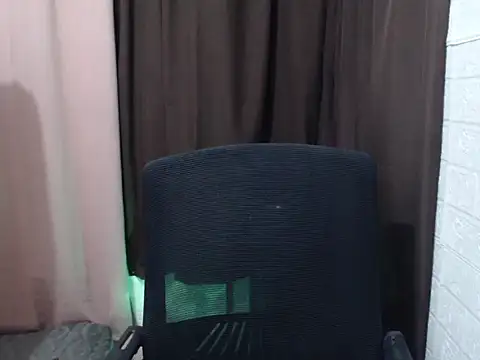 sweetsasha68 online show from 28, 4, 2026