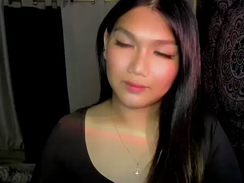 Lou heart online show from 7, 2, 2026