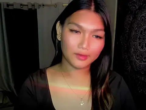 Lou heart online show from 11, 2, 2026