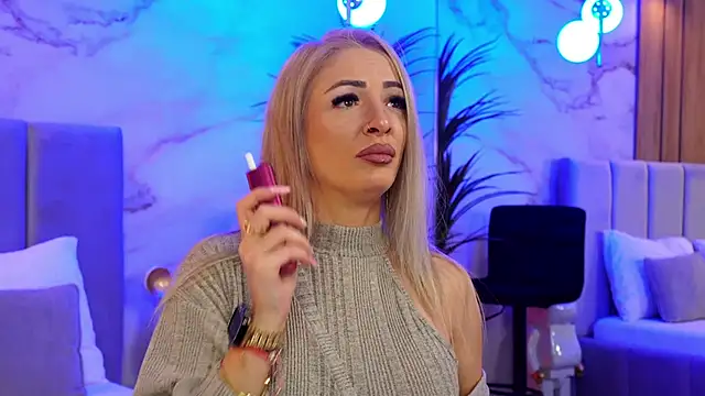 Snapshot of Izabellle02 chatting on 4, 3, 2026 Izabellle02 online show from 4, 3, 2026