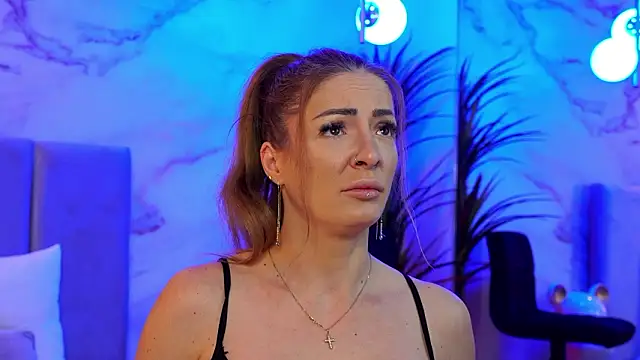 Izabellle02 online show from 23, 2, 2026