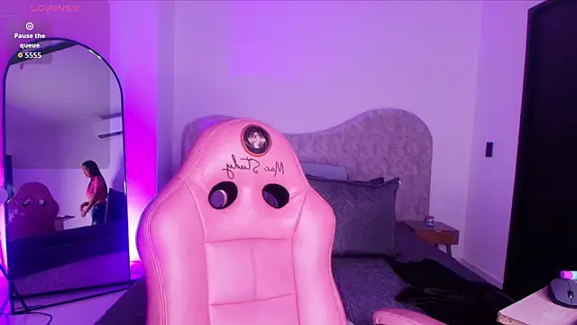 wensheng  online show from 14, 11, 2025