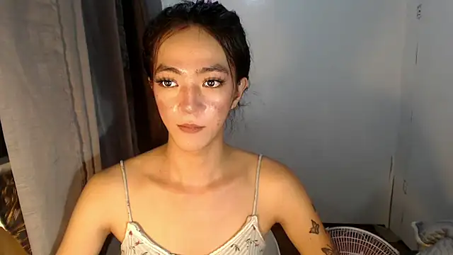 slimladyxoxo online show from 16, 10, 2025