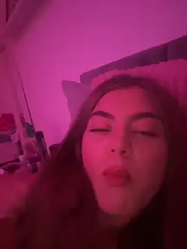 YoungLeo2006 online show from 8, 9, 2025