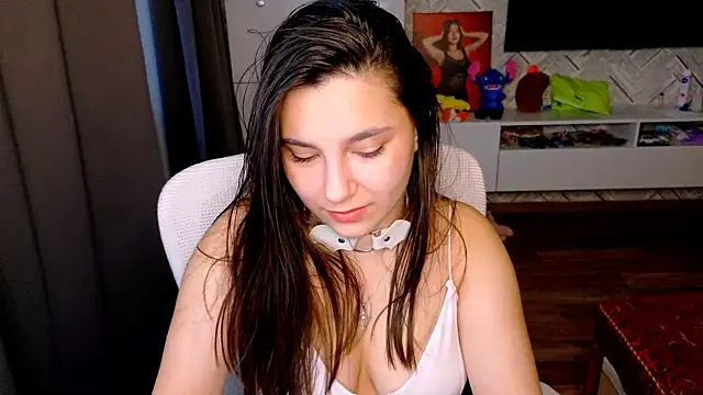 Snapshot of Arianna_Grend chatting on 14, 12, 2025 Arianna Grend online show from 14, 12, 2025