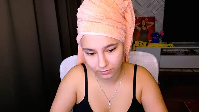 Snapshot of Arianna_Grend chatting on 17, 10, 2025 Arianna Grend online show from 17, 10, 2025