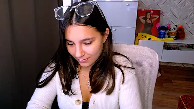 Snapshot of Arianna_Grend chatting on 17, 9, 2025 Arianna Grend online show from 17, 9, 2025