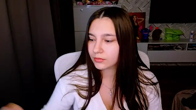 Snapshot of Arianna_Grend chatting on 15, 12, 2025 Arianna Grend online show from 15, 12, 2025