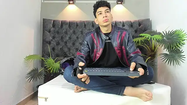 ALAN REDINGER online show from 5, 10, 2025