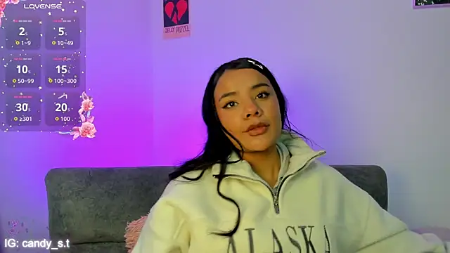 Shophie thoopson online show from 22, 3, 2026