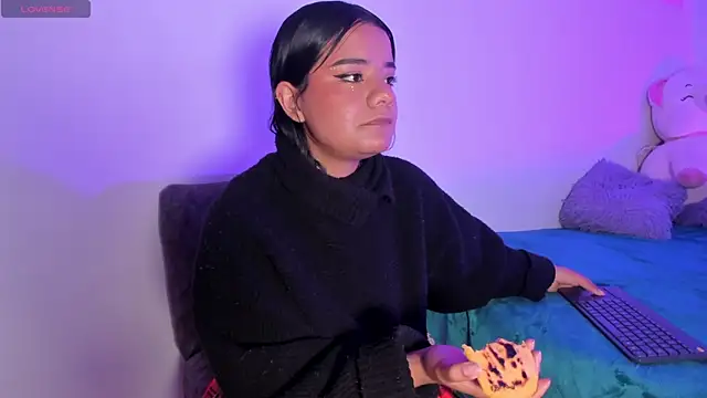 Shophie thoopson online show from 17, 1, 2026