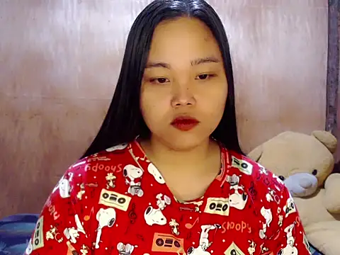  Lylia online show from 8, 4, 2026