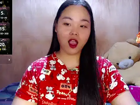 Snapshot of _Lylia chatting on 4, 6, 2026 Lylia online show from 4, 6, 2026