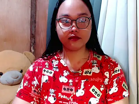  Lylia online show from 2, 2, 2026