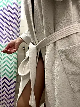 aphrodite sexy online show from 11, 9, 2025