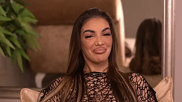 KendalJolly online show from 5, 10, 2025