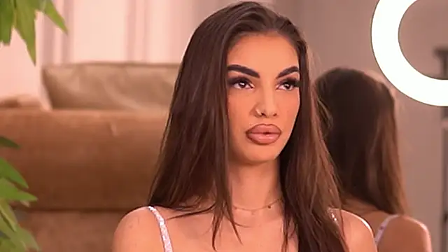 KendalJolly online show from 18, 10, 2025