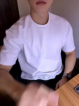 Snapshot of gochu1004 chatting on 21, 10, 2025 gochu1004 online show from 21, 10, 2025