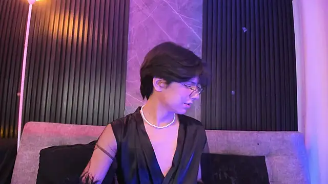 luixdust  online show from 7, 11, 2025