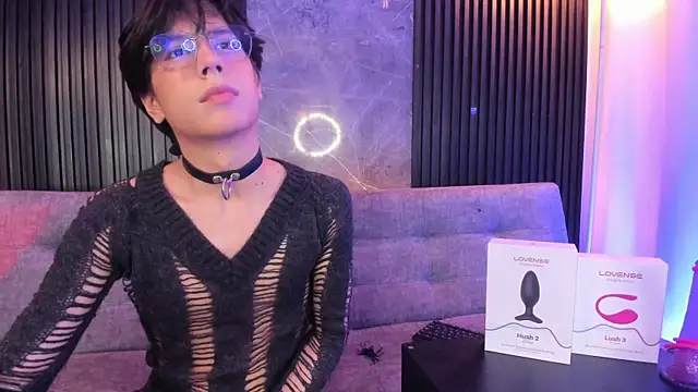 luixdust  online show from 4, 11, 2025