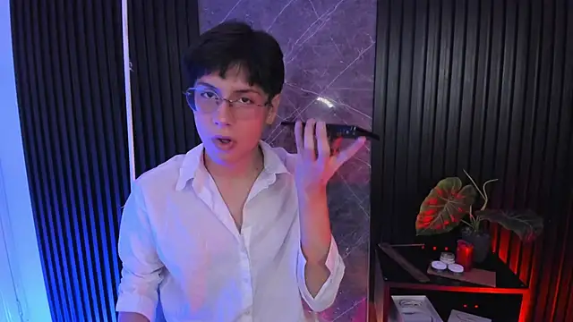 luixdust  online show from 27, 11, 2025