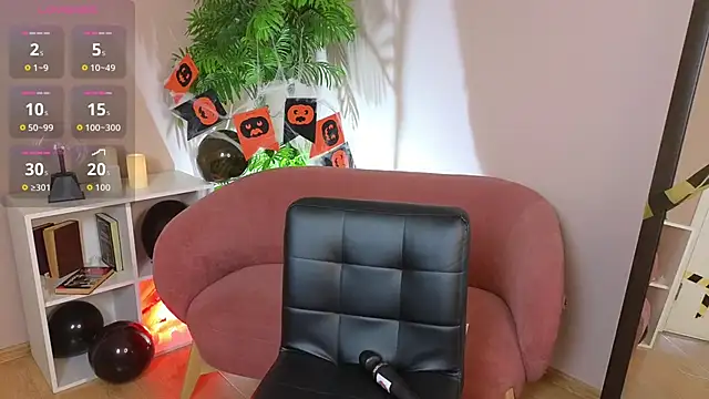 Mary Lane  online show from 20, 10, 2025