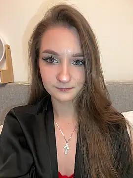 AdelinaEmber online show from 22, 11, 2025