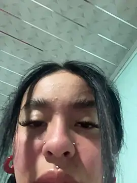Snapshot of Xiiki chatting on 25, 4, 2026 Xiiki online show from 25, 4, 2026