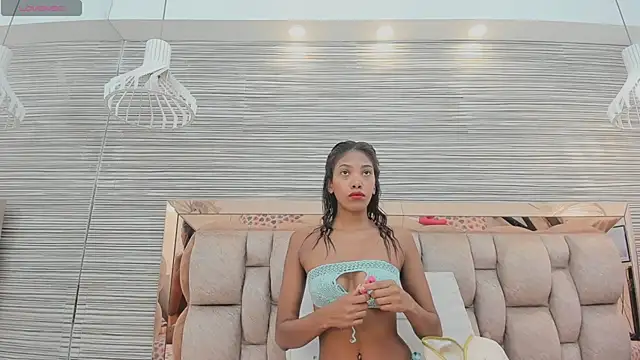 Snapshot of ikia_lopez_ chatting on 9, 6, 2026 ikia lopez online show from 9, 6, 2026