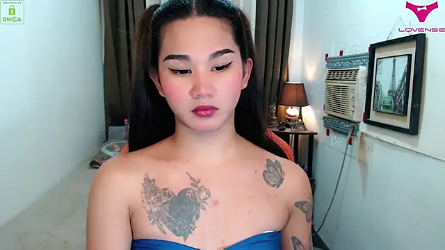 Snapshot of lil_fantacy chatting on 13, 11, 2025 lil fantacy online show from 13, 11, 2025