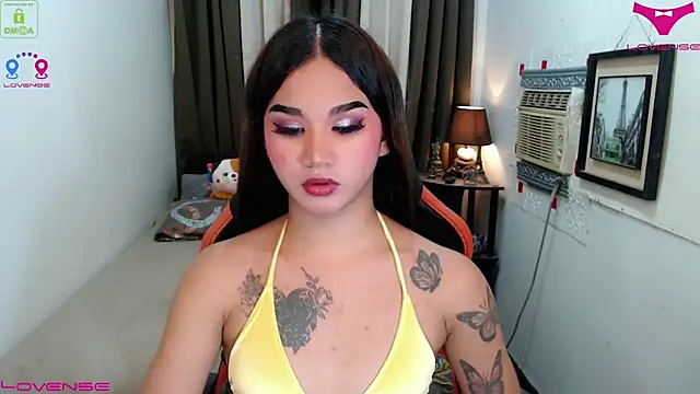 Snapshot of lil_fantacy chatting on 23, 11, 2025 lil fantacy online show from 23, 11, 2025