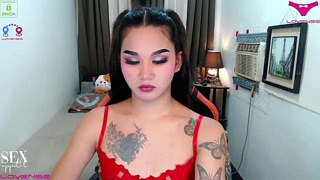 Snapshot of lil_fantacy chatting on 26, 11, 2025 lil fantacy online show from 26, 11, 2025