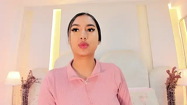 SalomeeBell online show from 29, 9, 2025